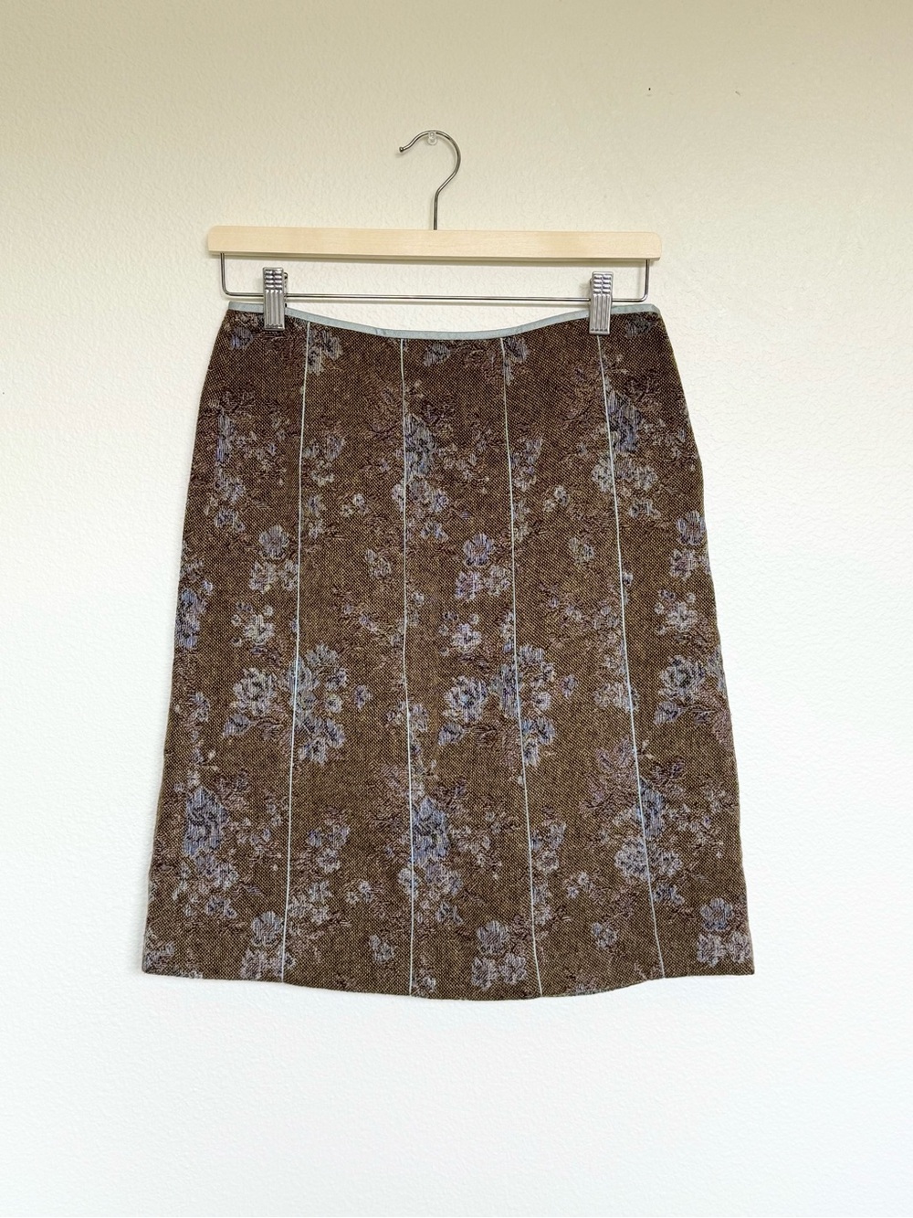 Ann Taylor Embroidered Tapestry Wool blend Floral Skirt Size S *USPS only*